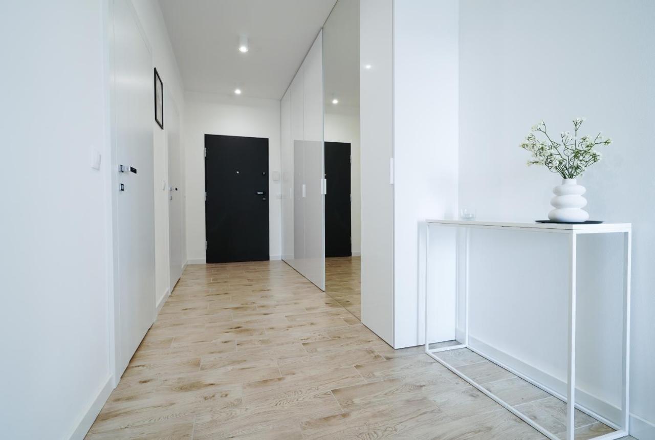 Urban Apartments Luxury Skyline Sokolska Towers 30A, 2 Free Garages, Gym & Sauna, Self Check-In Katowice Esterno foto