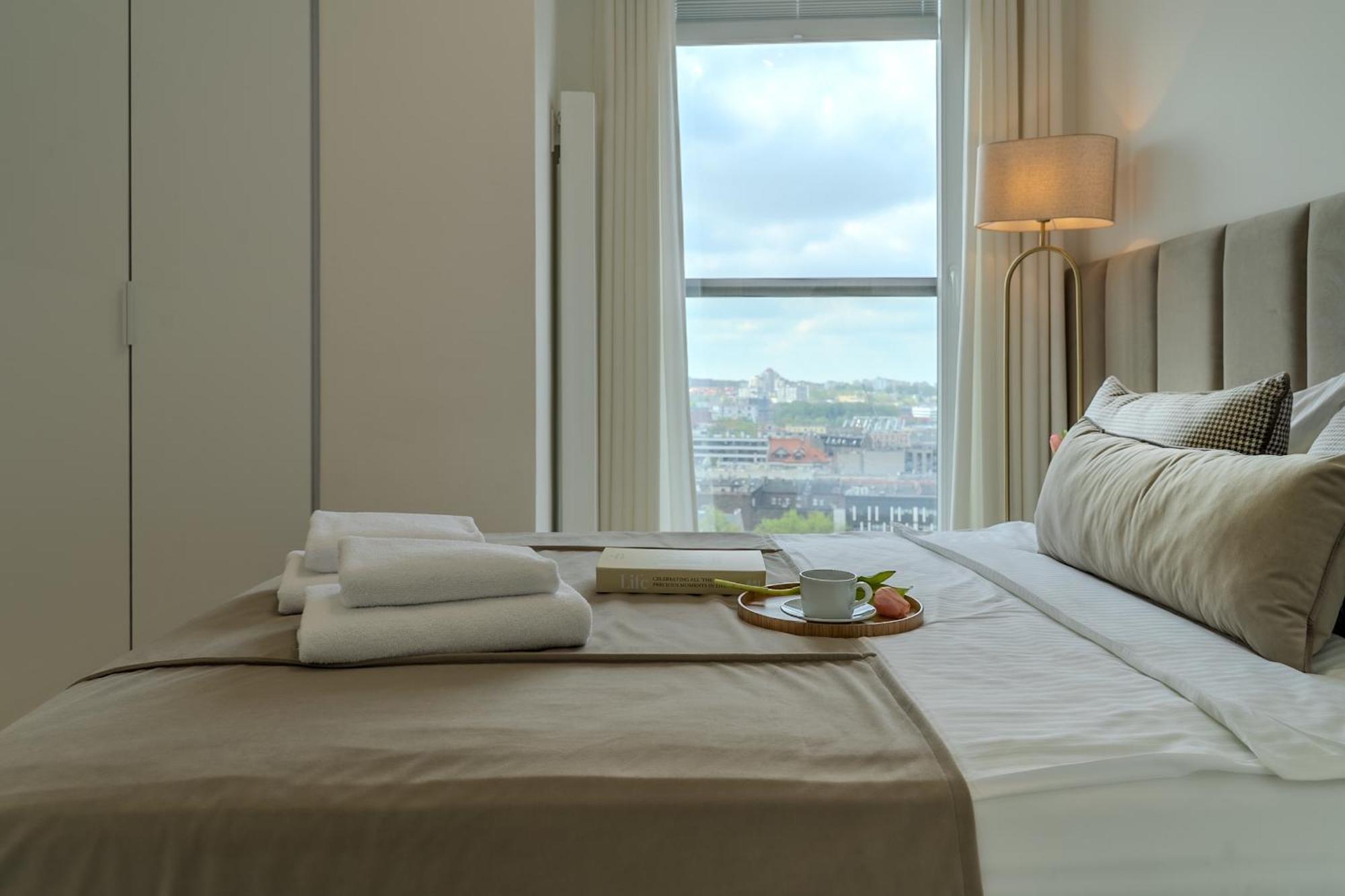 Urban Apartments Luxury Skyline Sokolska Towers 30A, 2 Free Garages, Gym & Sauna, Self Check-In Katowice Esterno foto