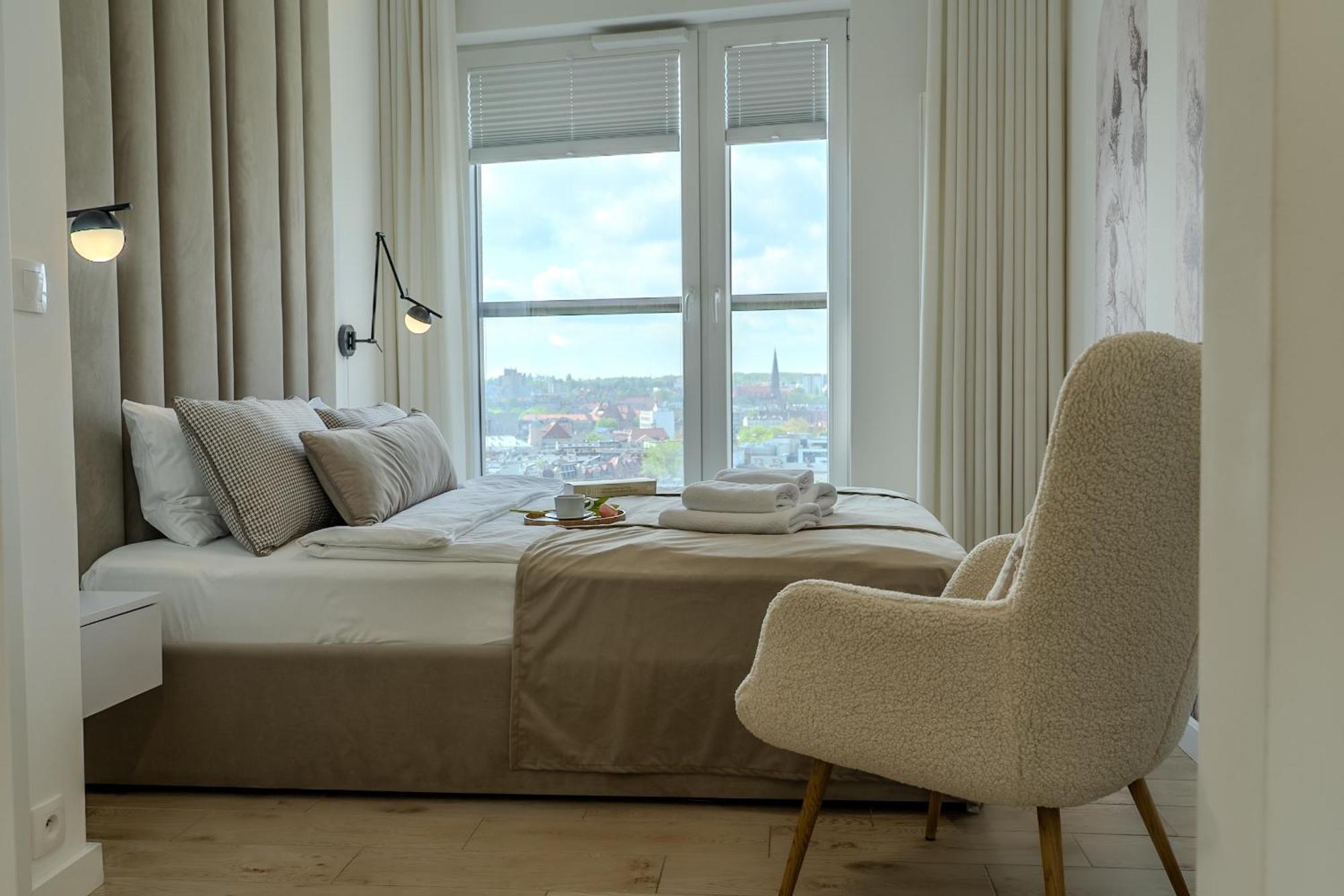 Urban Apartments Luxury Skyline Sokolska Towers 30A, 2 Free Garages, Gym & Sauna, Self Check-In Katowice Esterno foto